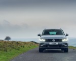 2021 Volkswagen Tiguan Life (UK-Spec) Front Wallpapers  150x120 (22)