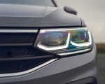 2021 Volkswagen Tiguan Life (UK-Spec) Headlight Wallpapers  150x120 (31)