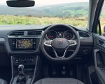 2021 Volkswagen Tiguan Life (UK-Spec) Interior Cockpit Wallpapers 150x120 (58)