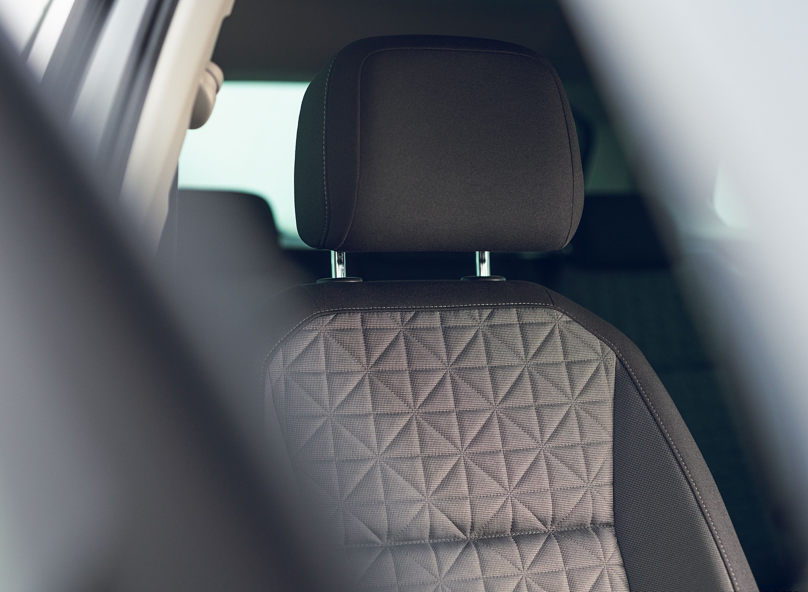 2021 Volkswagen Tiguan Life (UK-Spec) Interior Seats Wallpapers #68 of 84