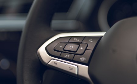 2021 Volkswagen Tiguan Life (UK-Spec) Interior Steering Wheel Wallpapers 450x275 (54)