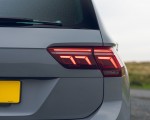 2021 Volkswagen Tiguan Life (UK-Spec) Tail Light Wallpapers 150x120