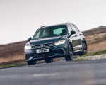 2021 Volkswagen Tiguan R-Line (UK-Spec) Front Wallpapers 150x120 (26)