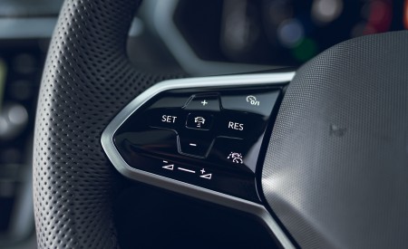 2021 Volkswagen Tiguan R-Line (UK-Spec) Interior Steering Wheel Wallpapers  450x275 (77)