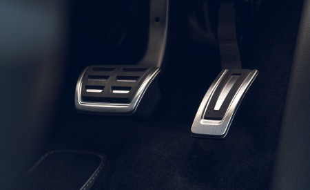 2021 Volkswagen Tiguan R-Line (UK-Spec) Pedals Wallpapers 450x275 (80)