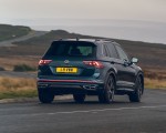 2021 Volkswagen Tiguan R-Line (UK-Spec) Rear Three-Quarter Wallpapers 150x120 (5)