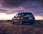 2021 Volkswagen Tiguan R-Line (UK-Spec) Rear Three-Quarter Wallpapers 150x120 (47)