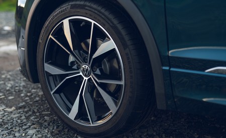 2021 Volkswagen Tiguan R-Line (UK-Spec) Wheel Wallpapers  450x275 (60)