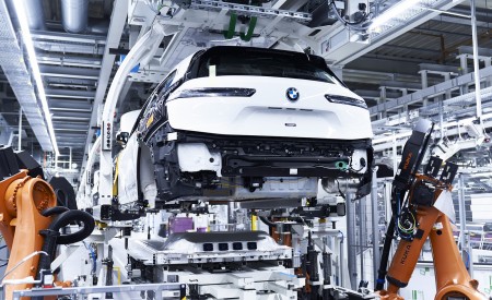 2022 BMW iX Production Wallpapers  450x275 (157)