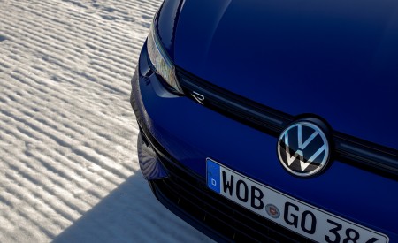 2022 Volkswagen Golf R Detail Wallpapers  450x275 (37)