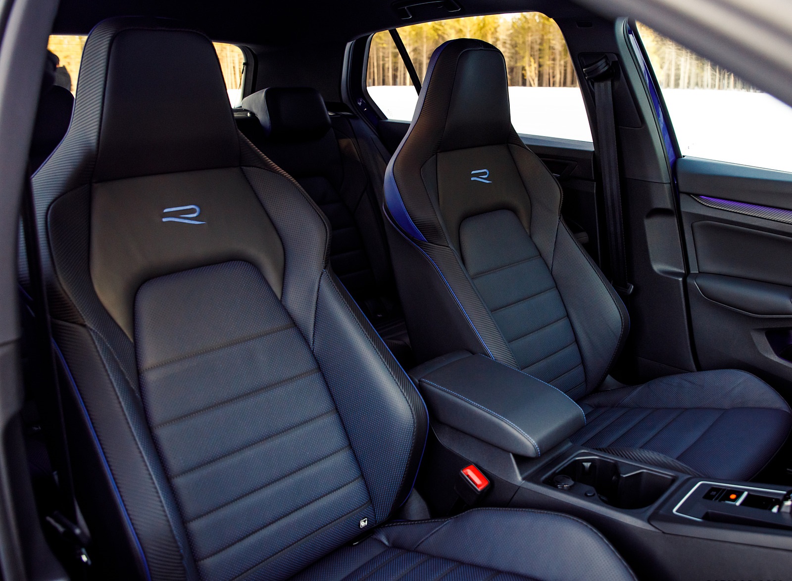 201 VW Golf r Interior