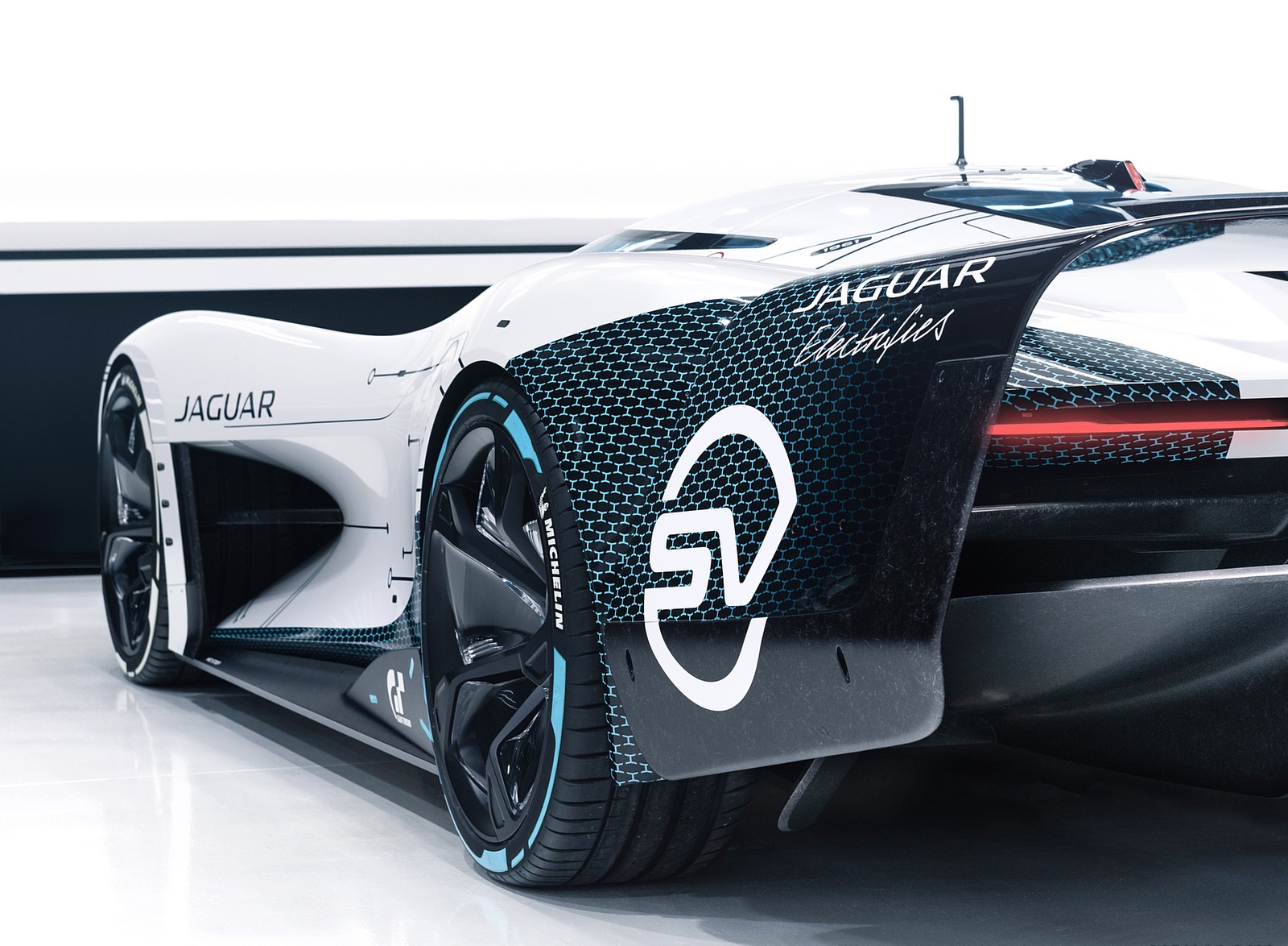 2020 Jaguar Vision Gran Turismo SV Detail Wallpapers (9)