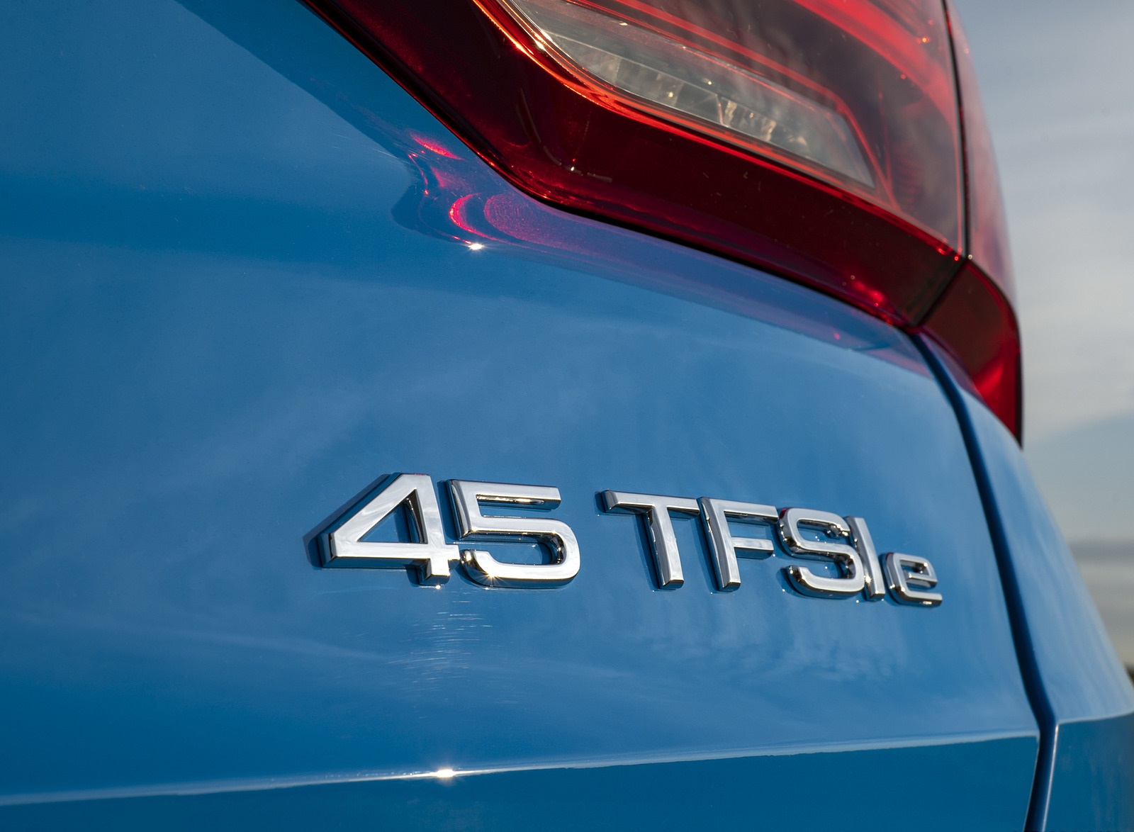 2021 Audi Q3 45 TFSI e Plug-In Hybrid (UK-Spec) Badge Wallpapers #65 of 104