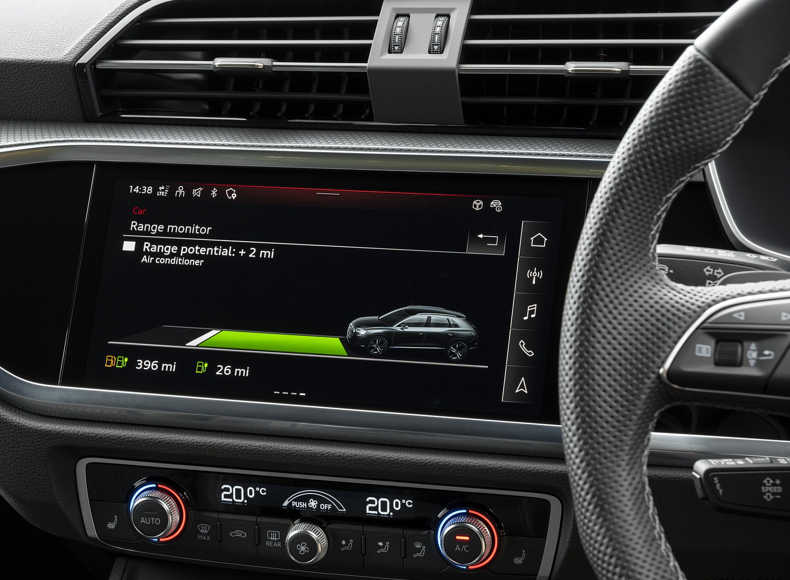 2021 Audi Q3 45 TFSI e Plug-In Hybrid (UK-Spec) Central Console Wallpapers #74 of 104