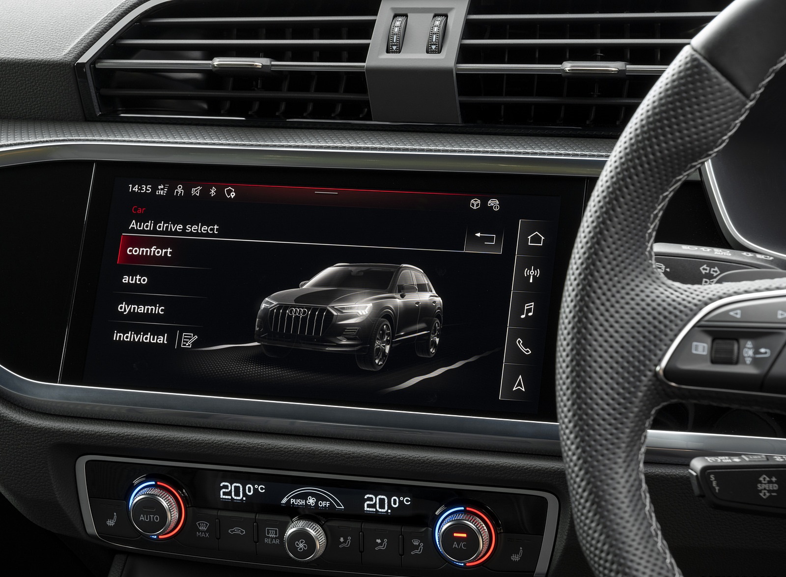 2021 Audi Q3 45 TFSI e Plug-In Hybrid (UK-Spec) Central Console Wallpapers #87 of 104