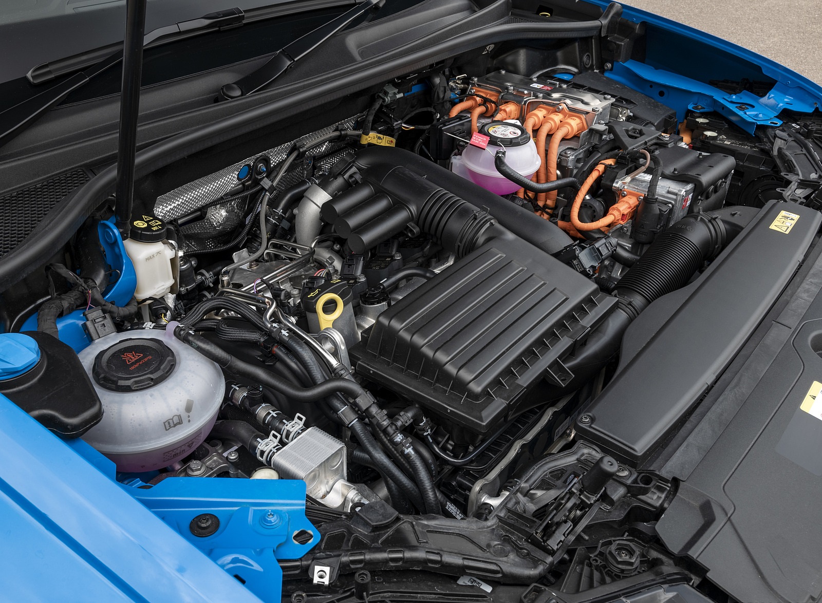 2021 Audi Q3 45 TFSI e Plug-In Hybrid (UK-Spec) Engine Wallpapers  #67 of 104