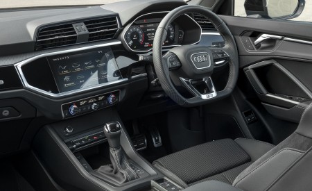 2021 Audi Q3 45 TFSI e Plug-In Hybrid (UK-Spec) Interior Wallpapers 450x275 (70)