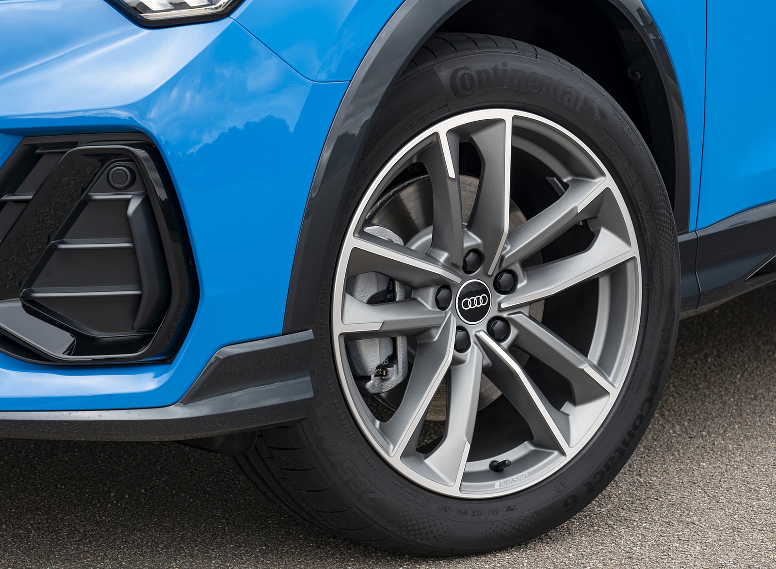 2021 Audi Q3 45 TFSI e Plug-In Hybrid (UK-Spec) Wheel Wallpapers #53 of 104