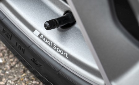 2021 Audi Q3 45 TFSI e Plug-In Hybrid (UK-Spec) Wheel Wallpapers 450x275 (52)