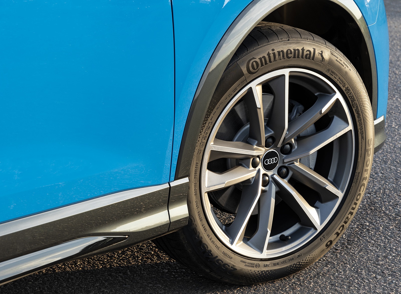2021 Audi Q3 45 TFSI e Plug-In Hybrid (UK-Spec) Wheel Wallpapers #60 of 104