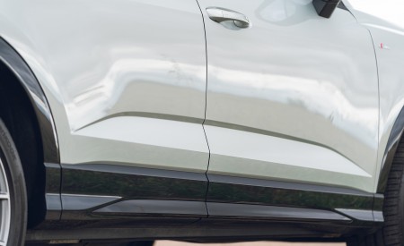 2021 Audi Q3 Sportback 45 TFSI e Plug-In Hybrid (Color: Dew Silver; UK-Spec) Detail Wallpapers 450x275 (76)