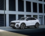 2021 Audi Q3 Sportback TFSI e Plug-In Hybrid (Color: Glacier White) Front Three-Quarter Wallpapers 150x120