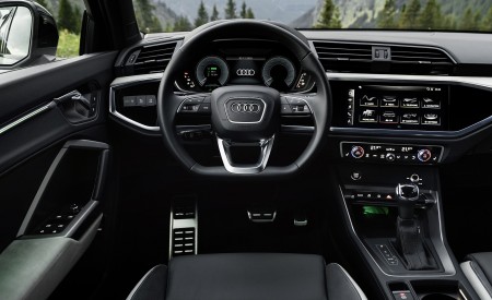 2021 Audi Q3 Sportback TFSI e Plug-In Hybrid Interior Cockpit Wallpapers 450x275 (29)