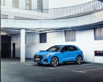 2021 Audi Q3 TFSI e Plug-In Hybrid (Color: Turbo Blue) Front Three-Quarter Wallpapers 150x120