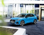 2021 Audi Q3 TFSI e Plug-In Hybrid (Color: Turbo Blue) Front Three-Quarter Wallpapers 150x120 (15)