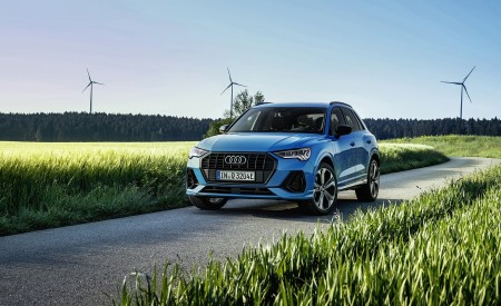 2021 Audi Q3 TFSI e Plug-In Hybrid (Color: Turbo Blue) Front Wallpapers 450x275 (22)