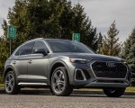 2021 Audi Q5 55 TFSI e quattro PHEV (US-Spec) Front Three-Quarter Wallpapers 150x120