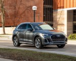 2021 Audi Q5 55 TFSI e quattro PHEV (US-Spec) Front Three-Quarter Wallpapers 150x120 (8)