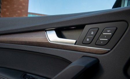 2021 Audi Q5 55 TFSI e quattro PHEV (US-Spec) Interior Detail Wallpapers 450x275 (43)