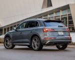 2021 Audi Q5 55 TFSI e quattro PHEV (US-Spec) Rear Three-Quarter Wallpapers 150x120 (20)