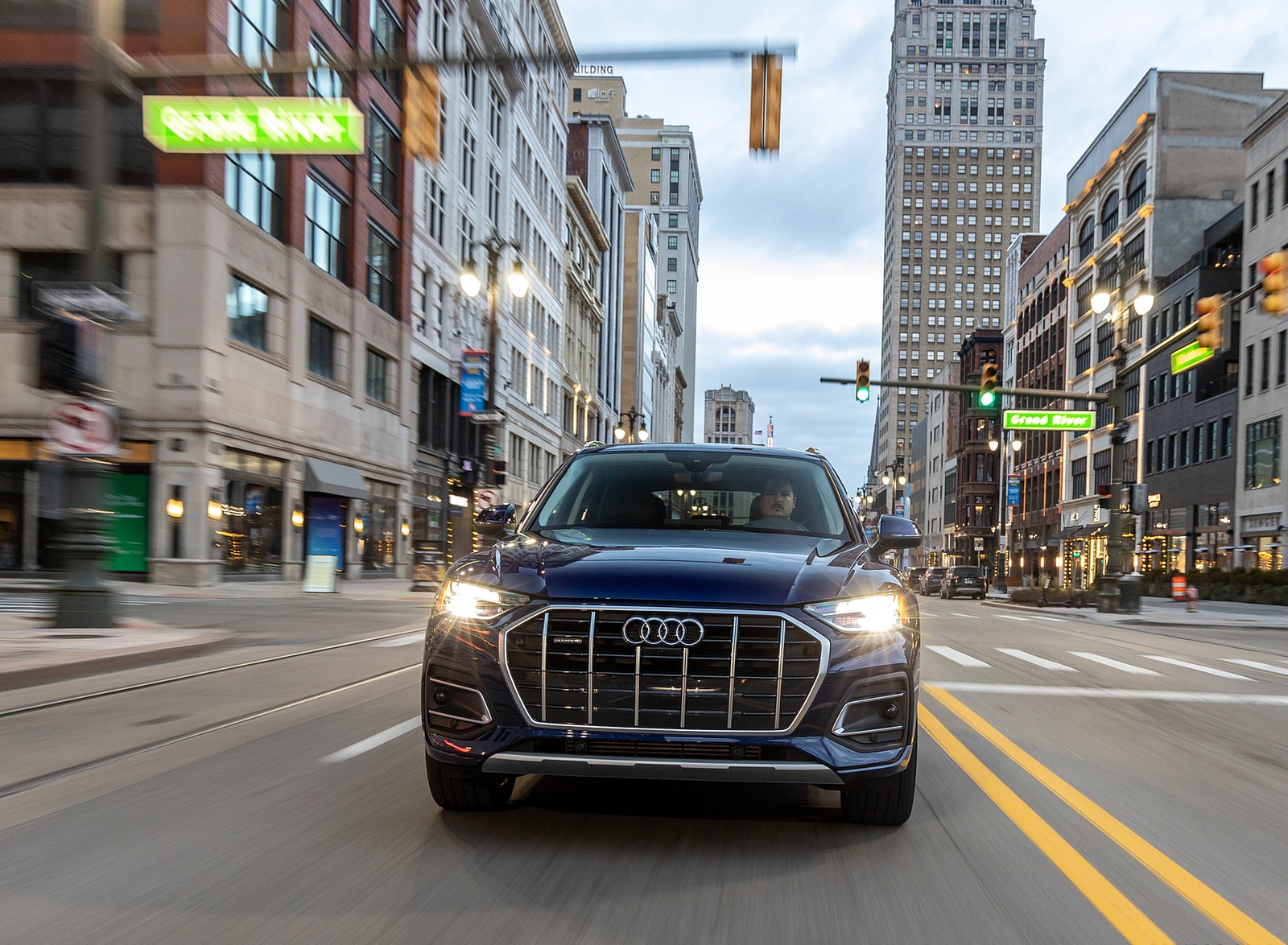 2021 Audi Q5 (US-Spec) Front Wallpapers (9)