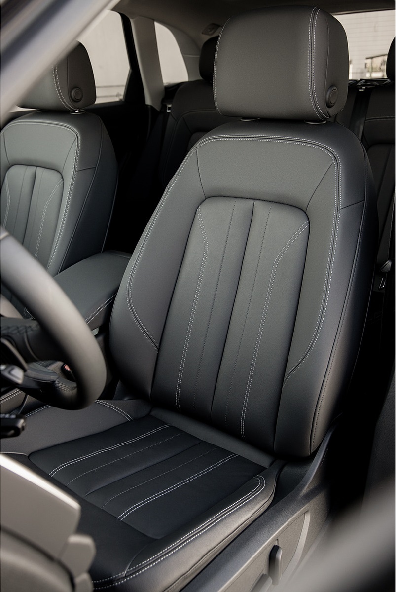 2021 Audi Q5 (US-Spec) Interior Front Seats Wallpapers #32 of 34
