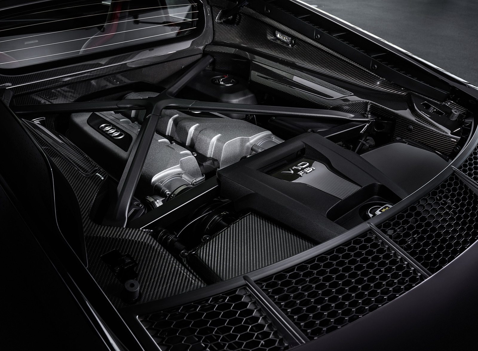 2021 Audi R8 Panther Edition Engine Wallpapers (10)