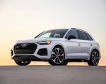 2021 Audi SQ5 (US-Spec) Front Three-Quarter Wallpapers 150x120