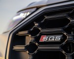 2021 Audi SQ5 (US-Spec) Grill Wallpapers 150x120