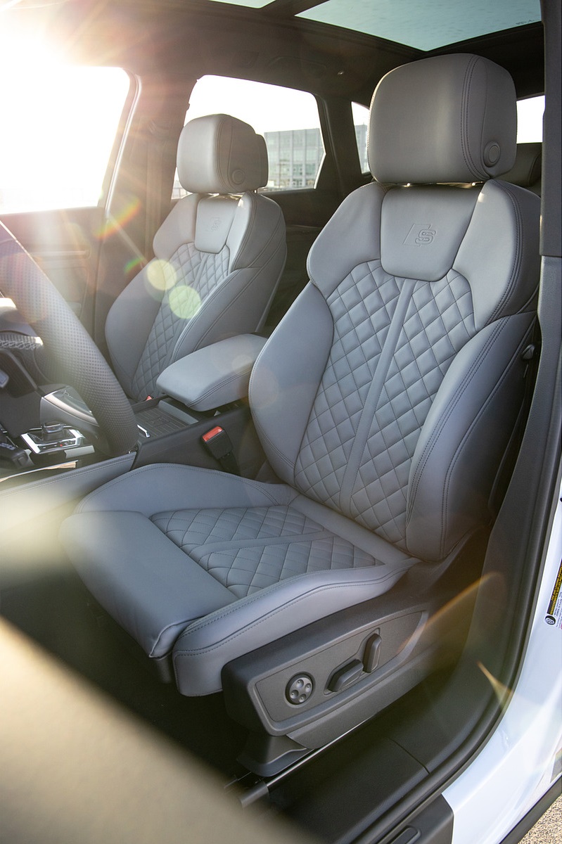 2021 Audi SQ5 (US-Spec) Interior Front Seats Wallpapers #60 of 64