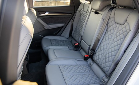 2021 Audi SQ5 (US-Spec) Interior Rear Seats Wallpapers 450x275 (61)