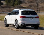 2021 Audi SQ5 (US-Spec) Rear Three-Quarter Wallpapers 150x120 (18)