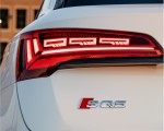 2021 Audi SQ5 (US-Spec) Tail Light Wallpapers 150x120 (34)