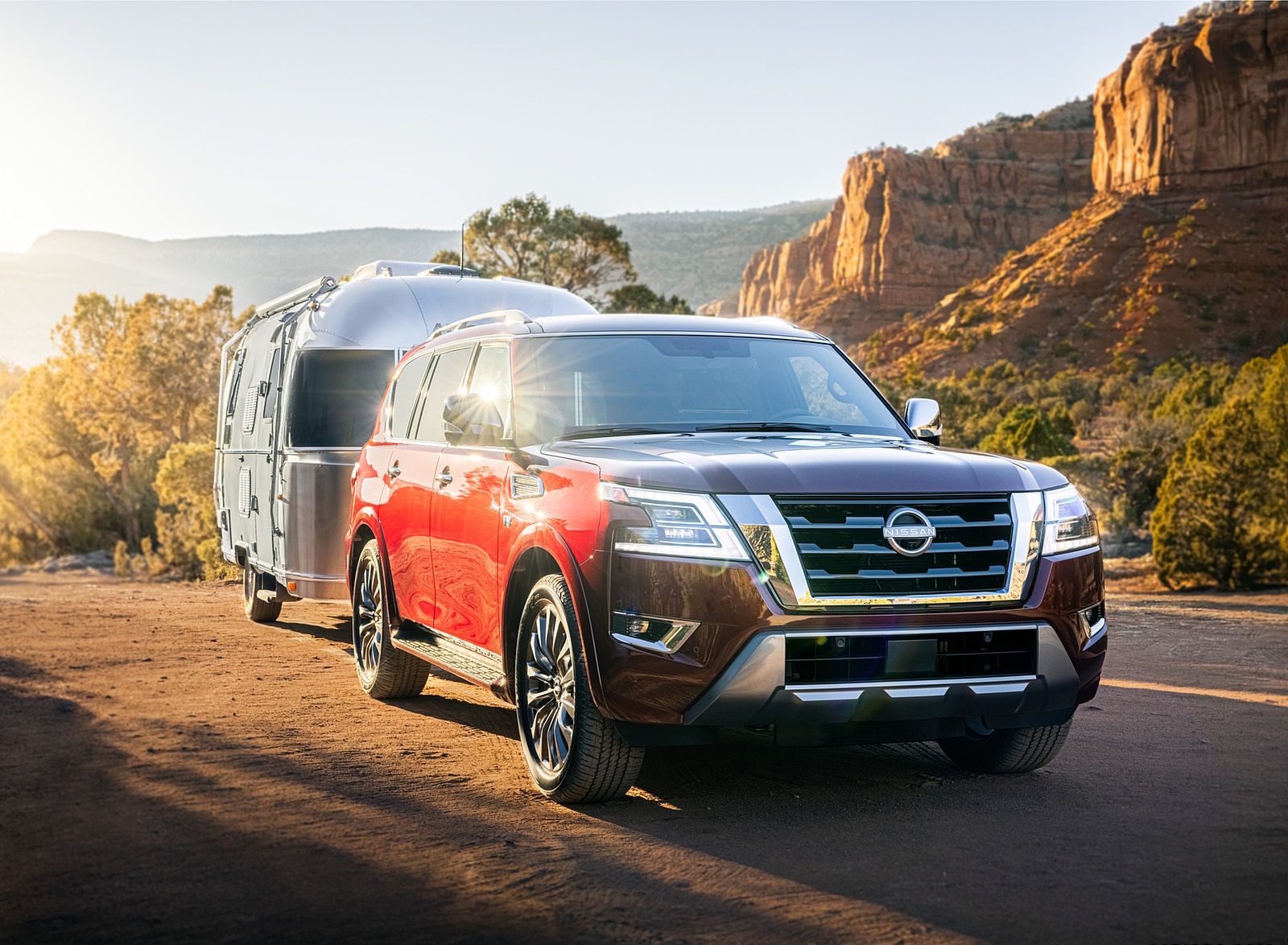 2021 Nissan Armada Front Three-Quarter Wallpapers #1 of 41