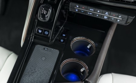 2021 Toyota Mirai FCEV Central Console Wallpapers 450x275 (123)
