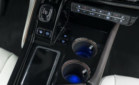 2021 Toyota Mirai FCEV Central Console Wallpapers 450x275 (124)