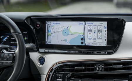 2021 Toyota Mirai FCEV Central Console Wallpapers 450x275 (115)