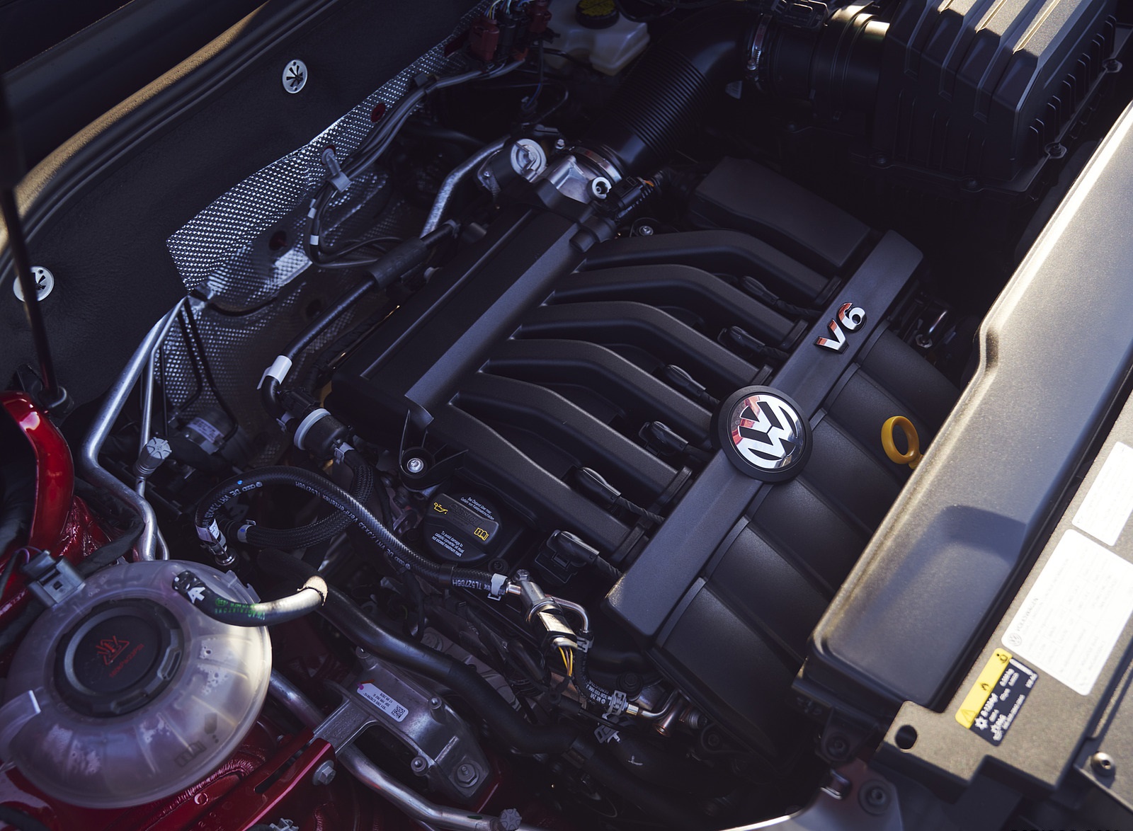 2021 Volkswagen Atlas Cross Sport Engine Wallpapers #22 of 36