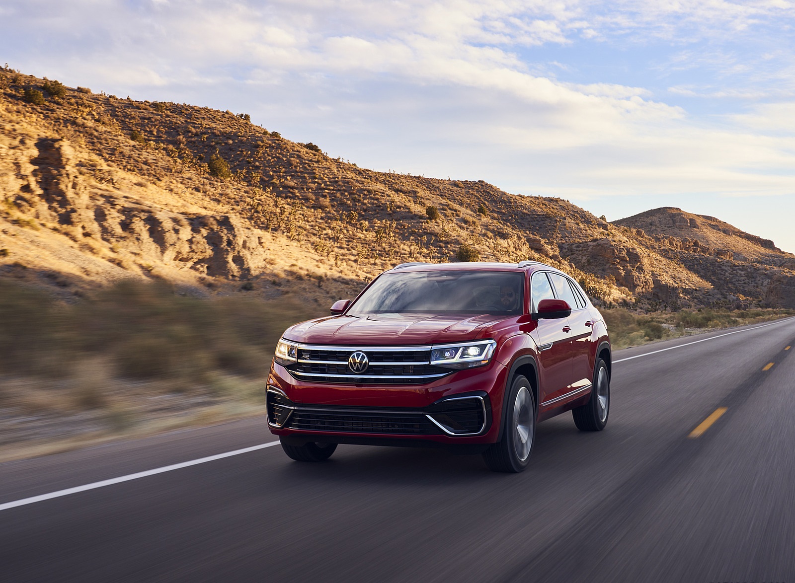 2021 Volkswagen Atlas Cross Sport Front Wallpapers (4)