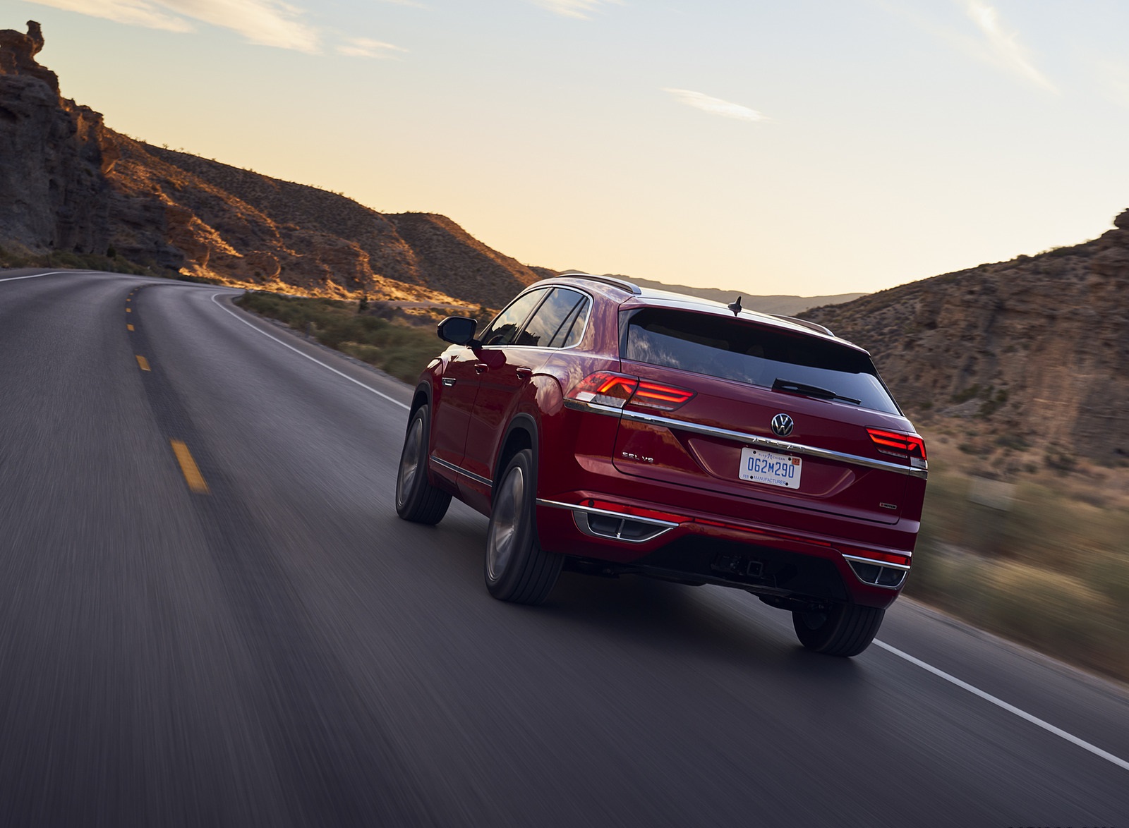 2021 Volkswagen Atlas Cross Sport Rear Wallpapers (7)